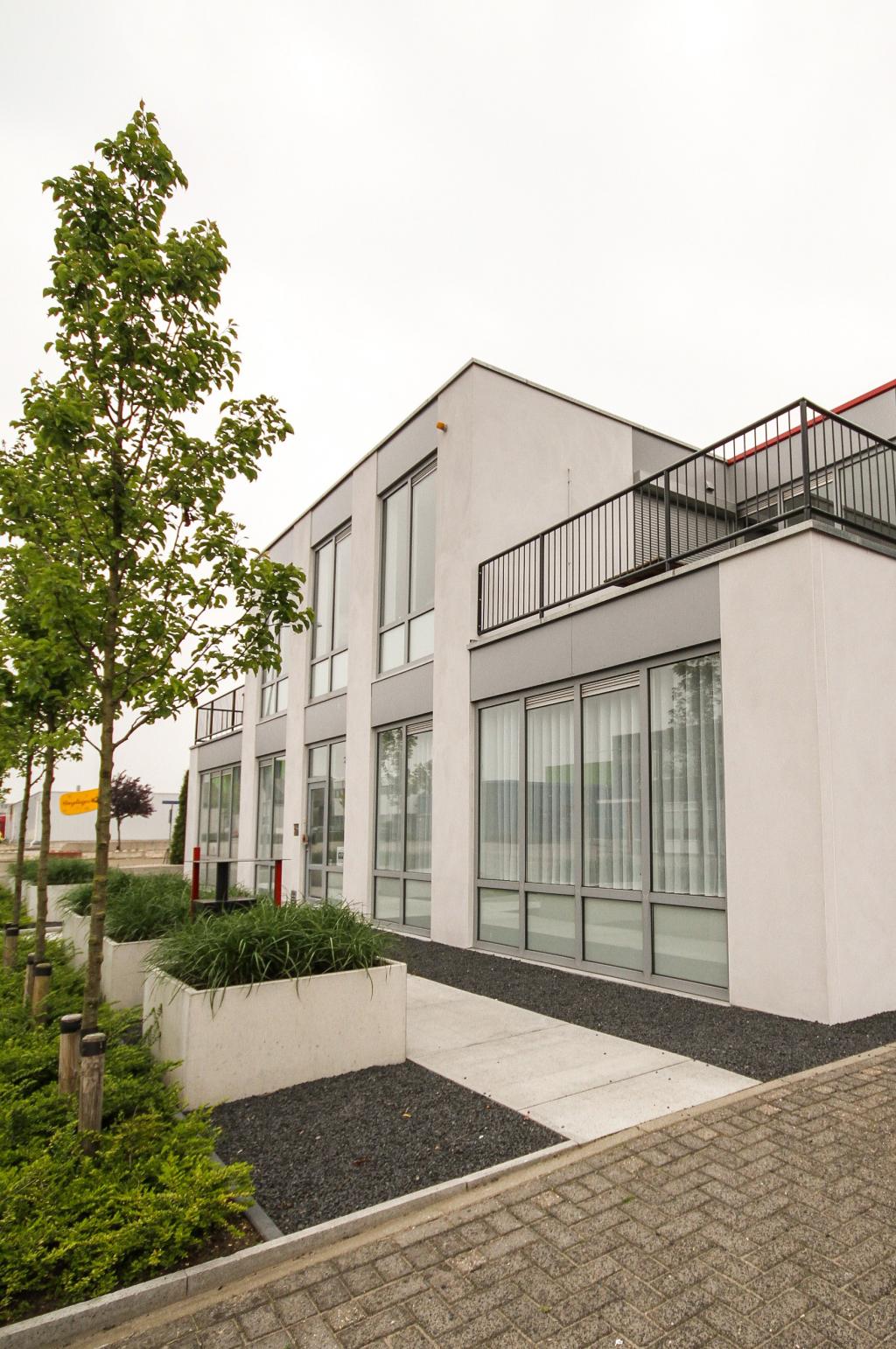 Bedrijfspand aan de Hermesweg in Barneveld verkocht