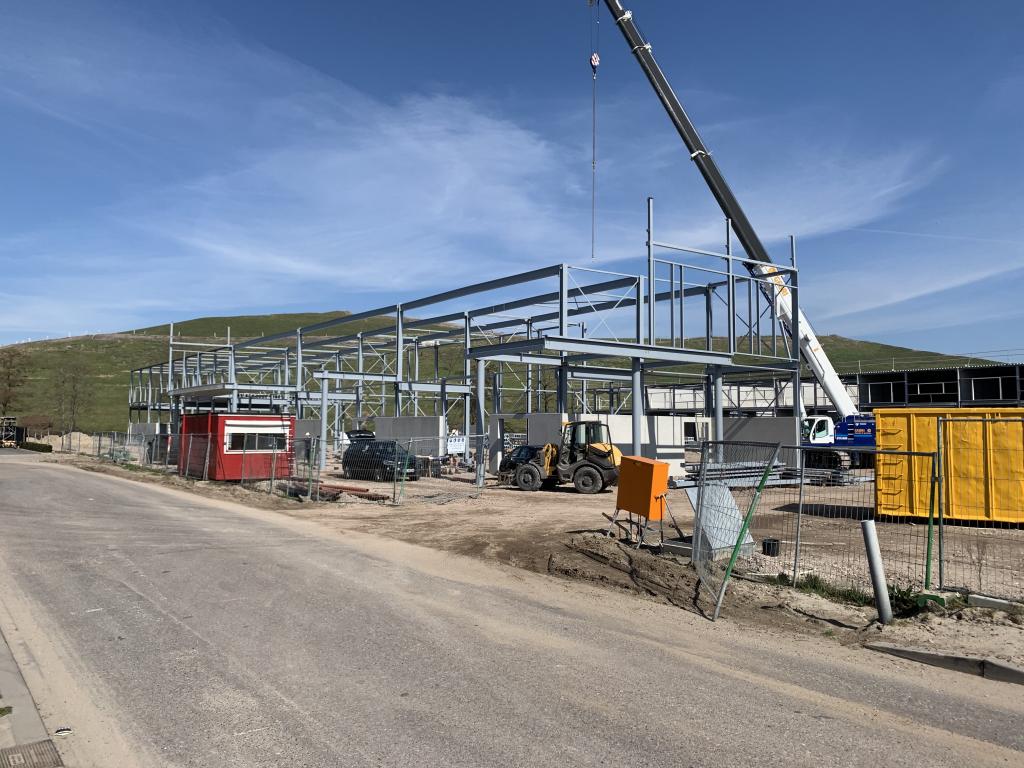 Bedrijfsunits - Bedrijfsverzamelgebouw Koningsbergenweg te Barneveld