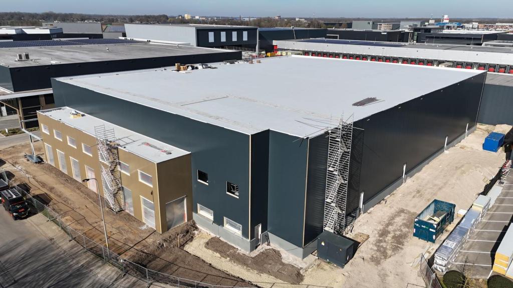 Nieuwe pand Flexi-Force - Koningsbergenweg 11 te Barneveld